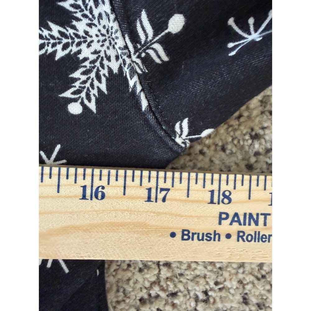 Fabletics One Piece Pajamas Womens XXS Snowflake Hood Black Fleece Lined Onesie - Picture 8 of 8
